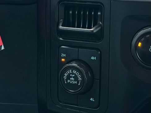 Used 2023 Ford F150 XL w/ FX4 Off-Road Package image 18