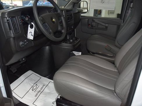 New 2025 Chevrolet Express 2500 w/ Driver Convenience Package image 27