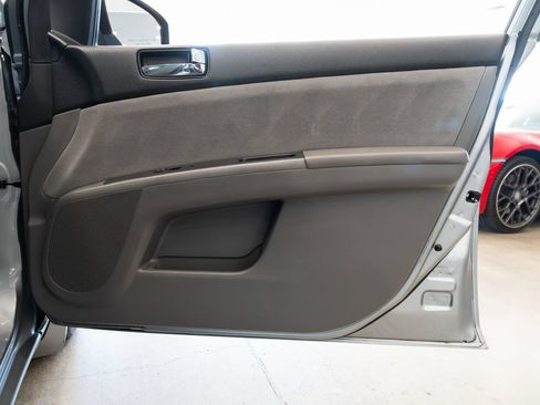Used 2009 Nissan Sentra 2.0 S FE+ w/ Convenience Plus Pkg FWD image 21