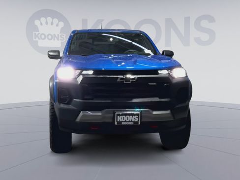 Used 2023 Chevrolet Colorado Trail Boss AWD/4WD image 2