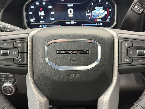 Used 2025 GMC Sierra 3500 Denali w/ Denali Reserve Package image 29