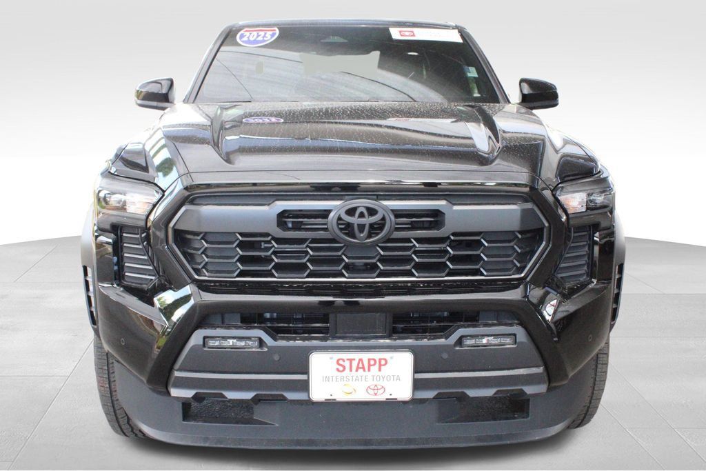 Certified 2025 Toyota Tacoma TRD Off-Road w/ TRD Off Road Upgrade Package AWD/4WD image 10