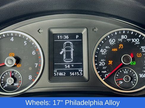 Used 2018 Volkswagen Tiguan Limited w/ Premium Package image 17