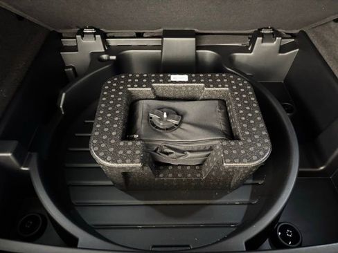 Used 2023 Cadillac XT4 Luxury image 36