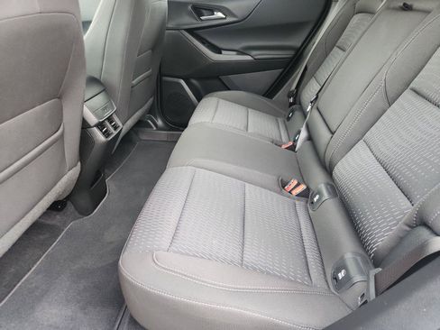 Used 2025 Chevrolet Equinox LT FWD image 24