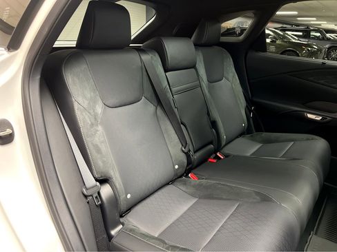 New 2026 Lexus RX 450h AWD image 23