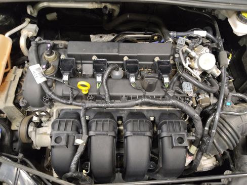 Used 2018 Ford Focus SE FWD image 30