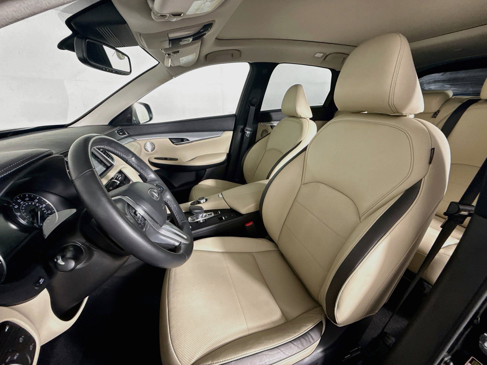 Used 2022 INFINITI QX50 Essential FWD image 26
