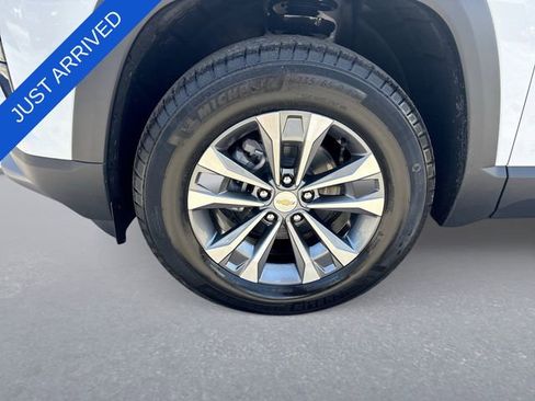 New 2026 Chevrolet Equinox LT w/ Convenience Package II AWD/4WD image 10