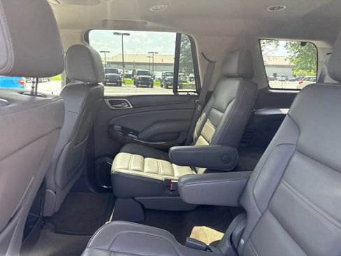Used 2016 GMC Yukon Denali w/ Open Road Package AWD/4WD image 15