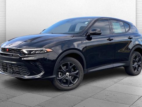 Used 2024 Dodge Hornet GT w/ GT Blacktop Package image 13