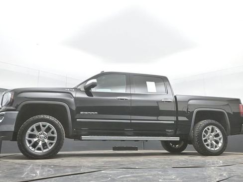 Used 2018 GMC Sierra 1500 SLT AWD/4WD image 43