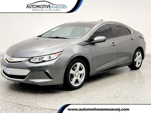 Used 2017 Chevrolet Volt LT w/ Comfort Package image 1