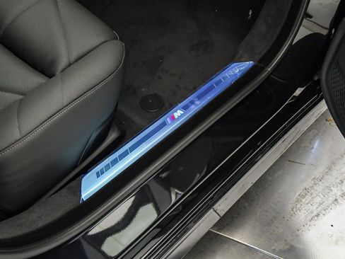 New 2026 BMW 740i w/ Premium Package image 21