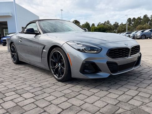 Certified 2024 BMW Z4 sDrive30i w/ Premium Package RWD image 5