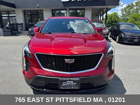 Used 2022 Cadillac XT4 Sport AWD/4WD image 2