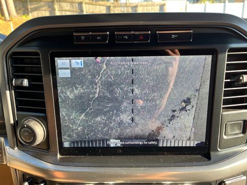 Used 2022 Ford F150 Lariat w/ Equipment Group 502A High image 26