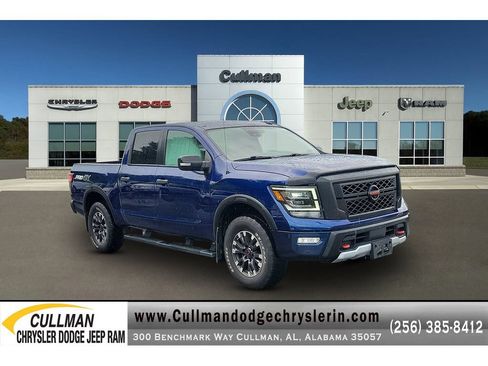 Used 2021 Nissan Titan PRO-4X w/ Pro-4x Convenience Package AWD/4WD image 1