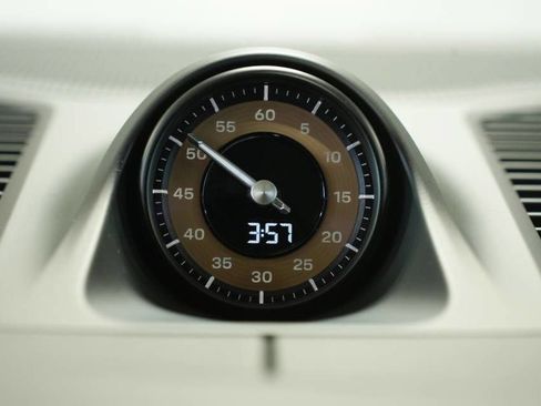 Certified 2025 Porsche Cayenne GTS image 37