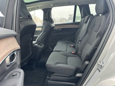 Certified 2025 Volvo XC90 B6 Plus image 24