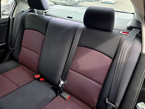 Used 2006 MAZDA MAZDA3 s FWD image 45