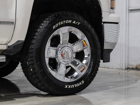 Used 2014 Chevrolet Silverado 1500 LTZ Z71 w/ LTZ Plus Package AWD/4WD image 66