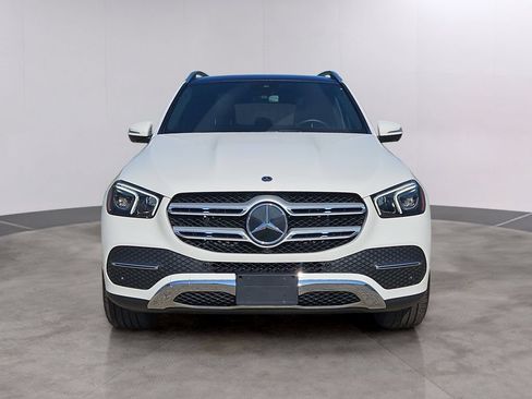 Used 2021 Mercedes-Benz GLE 450 4MATIC w/ Premium Package image 2