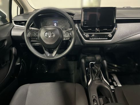 Used 2024 Toyota Corolla LE FWD image 17