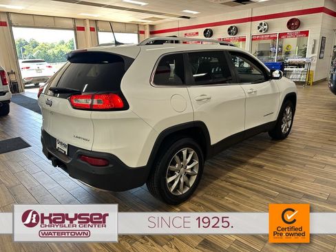 Certified 2018 Jeep Cherokee Limited w/ Trailer Tow Group AWD/4WD image 5