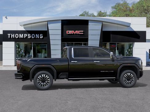 New 2026 GMC Sierra 2500 Denali Ultimate w/ Max Trailering Package AWD/4WD image 3