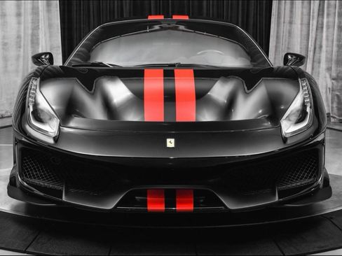 Used 2020 Ferrari 488 Pista Coupe image 1