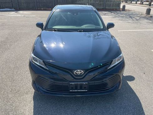 Used 2018 Toyota Camry LE w/ Convenience Package image 3