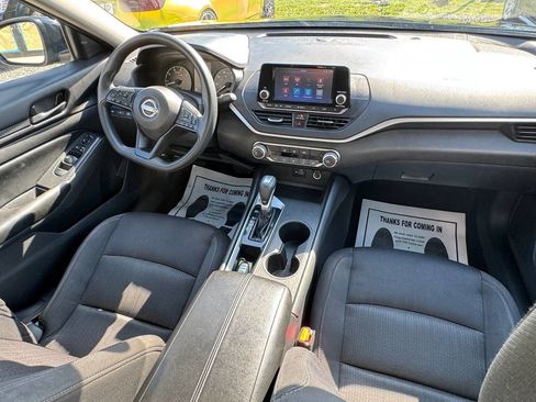 Used 2023 Nissan Altima 2.5 S FWD image 19