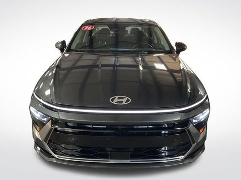 Certified 2026 Hyundai Sonata SEL AWD/4WD image 9