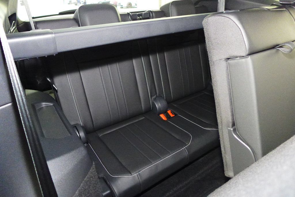 Used 2024 Volkswagen Tiguan SE R-Line FWD image 19