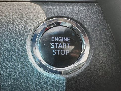 Used 2018 Toyota Camry XSE w/ Driver Assist Package image 31