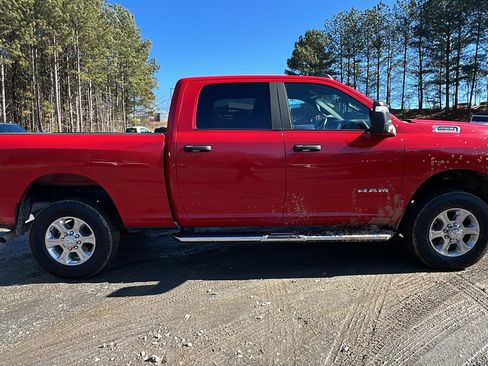 Used 2024 RAM 2500 Big Horn w/ Bed Utility Group image 7