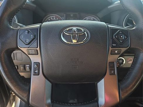 Used 2023 Toyota Tacoma TRD Off-Road image 31