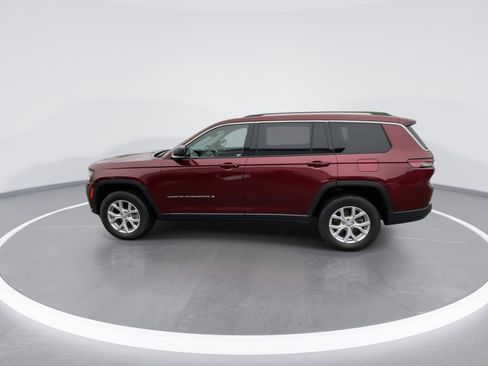 Used 2022 Jeep Grand Cherokee L Limited image 11