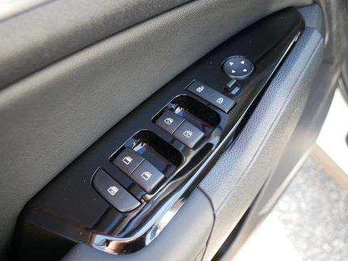Certified 2024 Kia Sportage EX AWD/4WD image 19