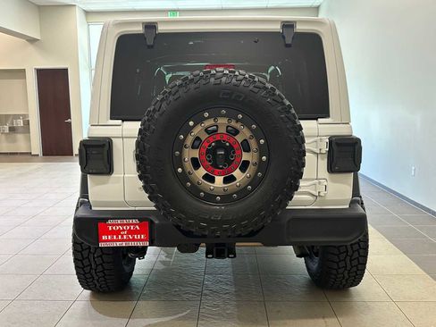 Used 2020 Jeep Wrangler Unlimited Sport AWD/4WD image 5