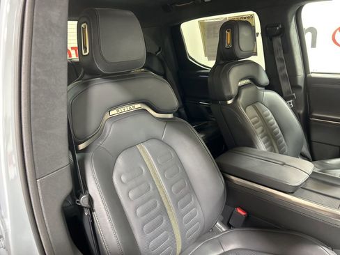 Used 2023 Rivian R1T Adventure image 15