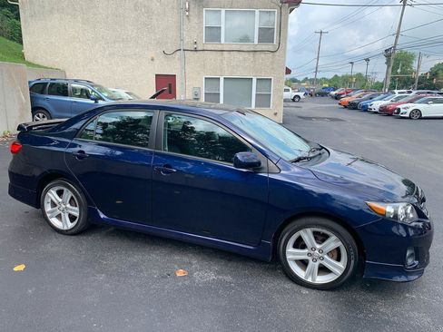 Used 2013 Toyota Corolla S w/ Premium Pkg FWD image 6