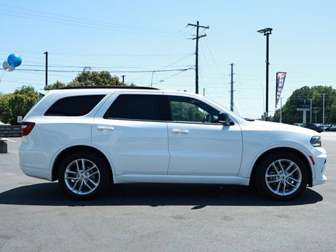 Certified 2024 Dodge Durango GT RWD image 4
