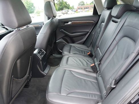 Used 2014 Audi Q5 2.0T Premium Plus w/ Premium Plus Package AWD/4WD image 19