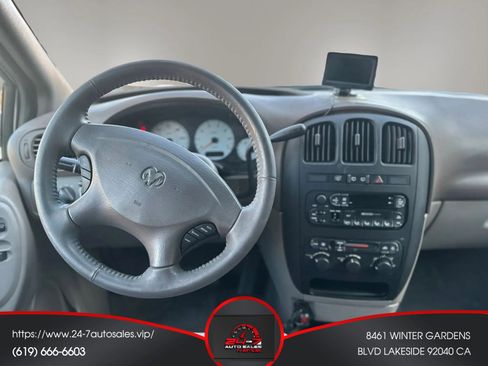 Used 2002 Dodge Grand Caravan Sport FWD image 14