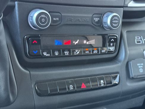 New 2026 RAM ProMaster 2500 w/ Quick Order Package 22G SLT image 18