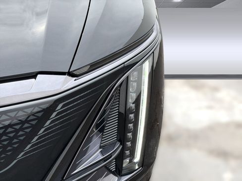New 2026 Cadillac Lyriq Sport w/ LPO, Floor Liner Package RWD image 10