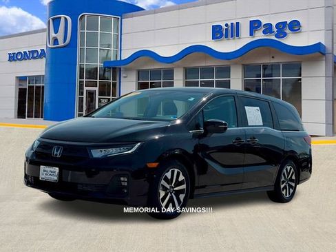 Certified 2025 Honda Odyssey EX-L image 2