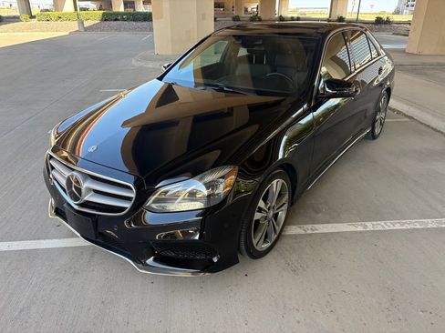 Used 2016 Mercedes-Benz E 350 Sedan image 2